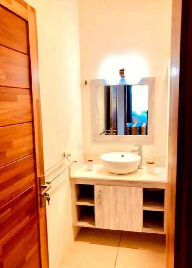 Luxury 2 Bedroom Apartment With Pool - Close To Flic-En-Flac Beach Exteriér fotografie