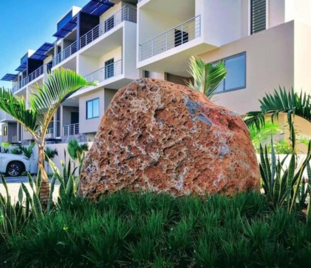 Luxury 2 Bedroom Apartment With Pool - Close To Flic-En-Flac Beach Exteriér fotografie